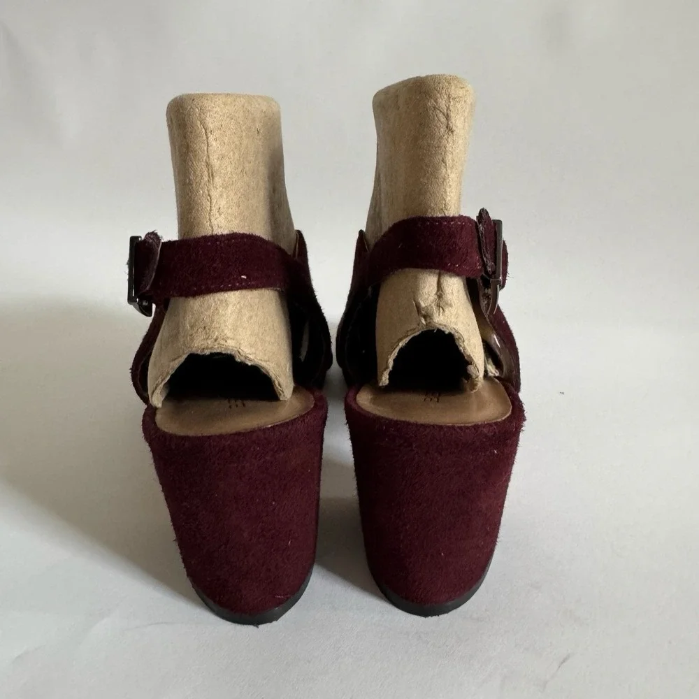 Bernardo Womens Suede Block Open Toe Heels 9 Maroon‎ Square Toe Quiet Luxury